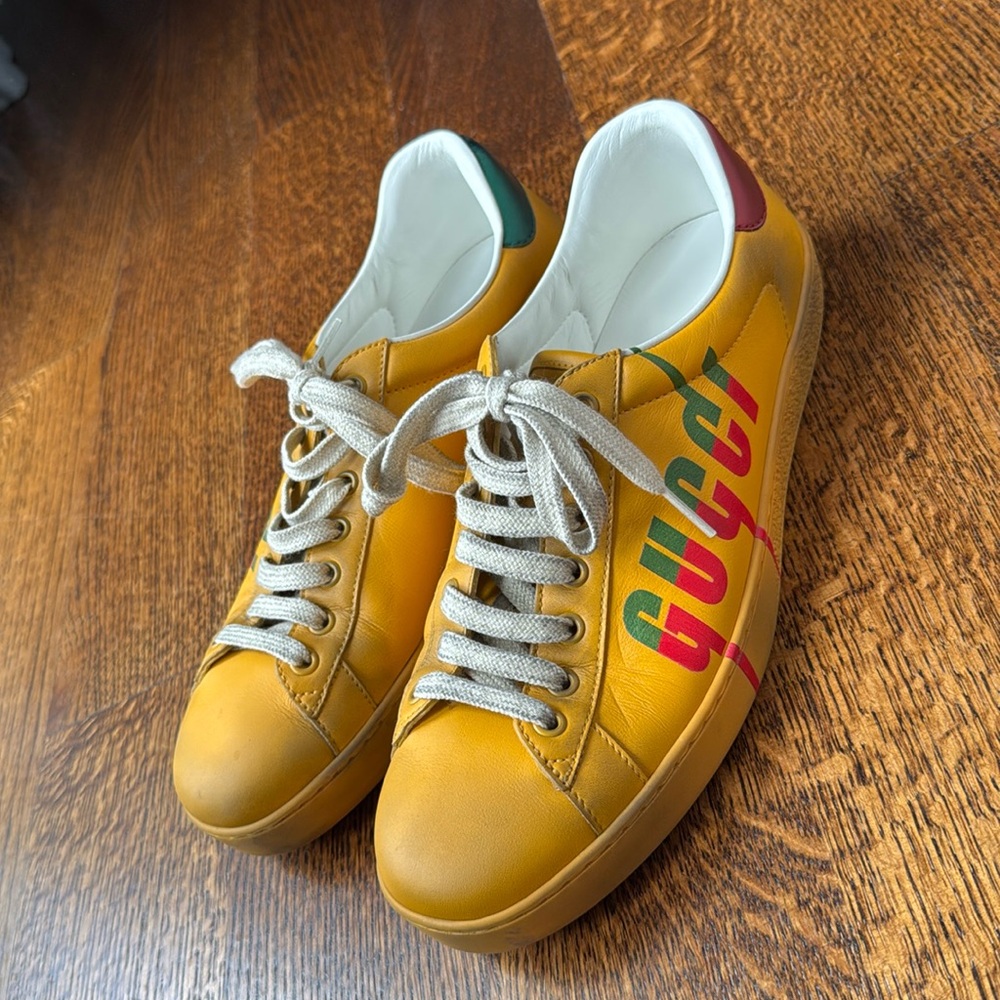 Men’s Gucci sneaker